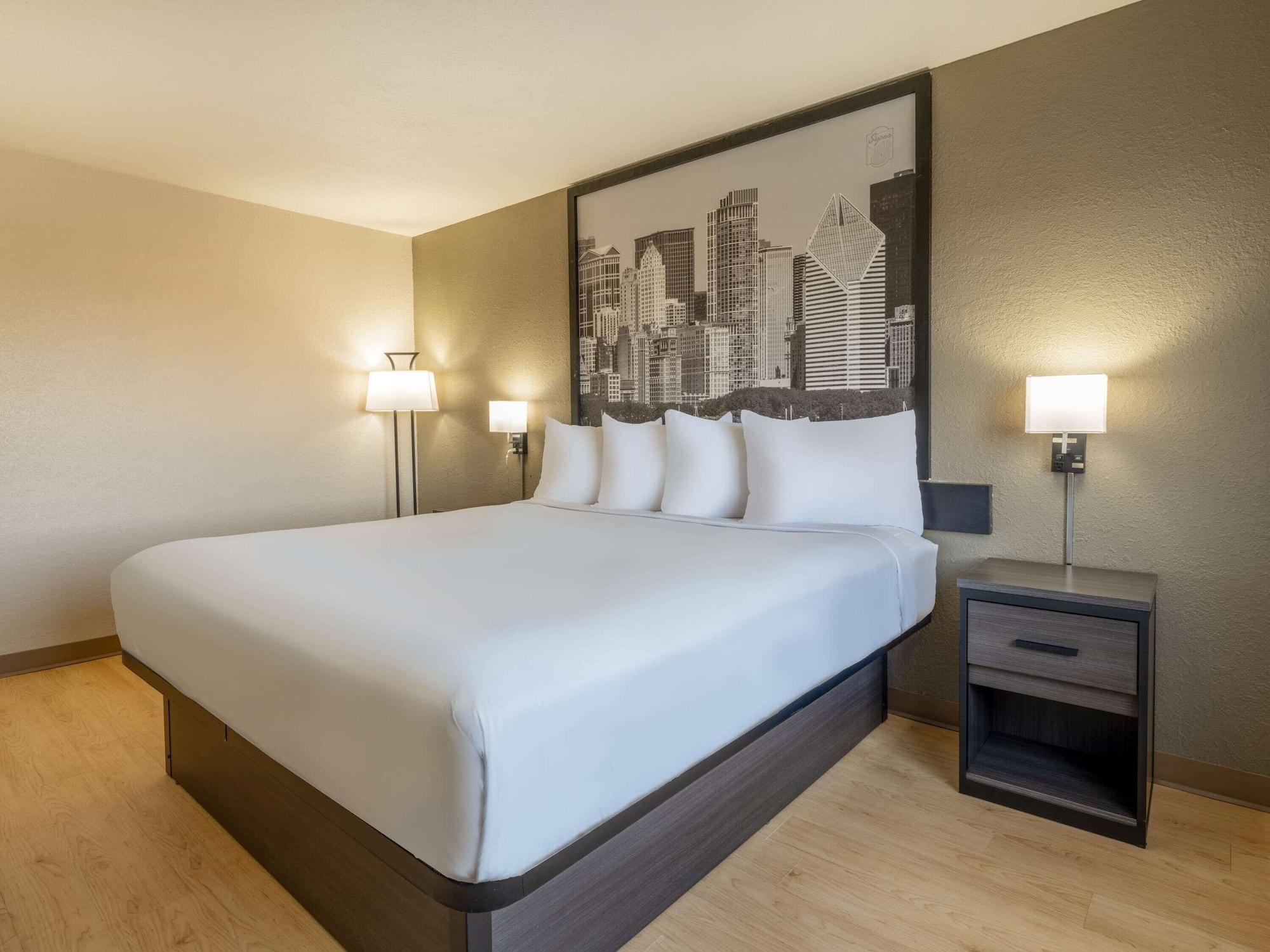 Hotel Super 8 By Wyndham Clinton Extérieur photo